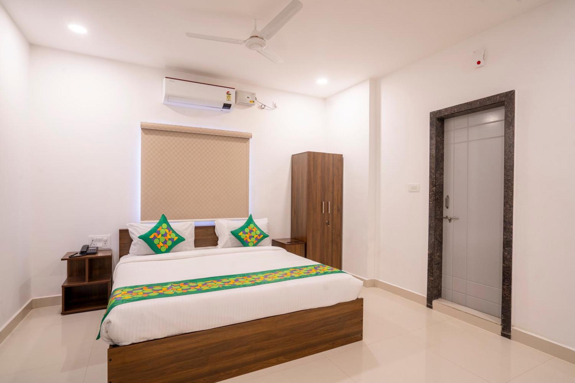 Treebo De Alphabet Gachibowli Hotel Hyderabad Luaran gambar