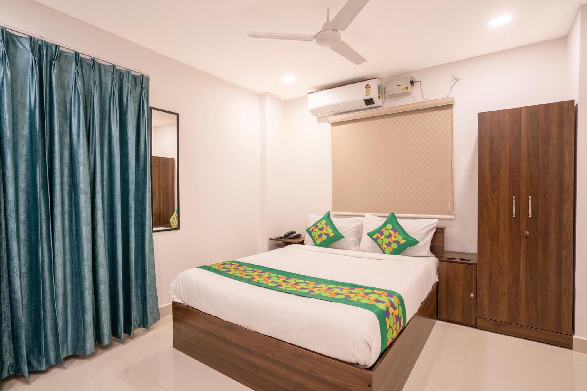 Treebo De Alphabet Gachibowli Hotel Hyderabad Luaran gambar